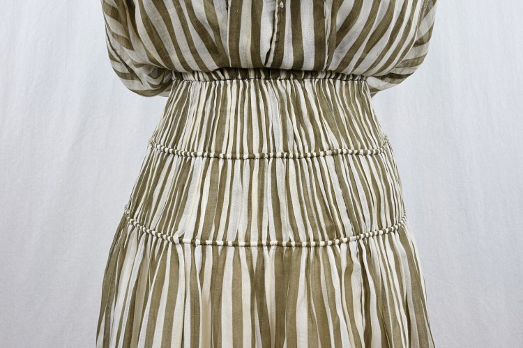 Woman's Suit: Detail