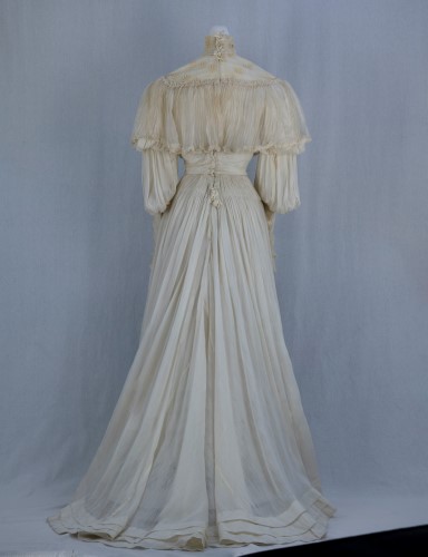 Wedding Dress: 2 Back