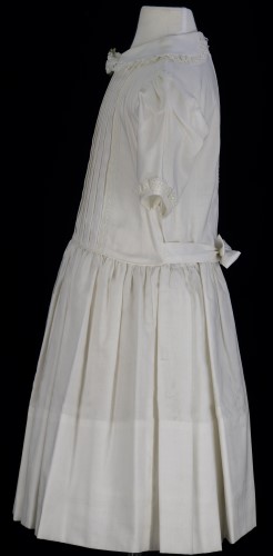 Communion Gown: 3 Side