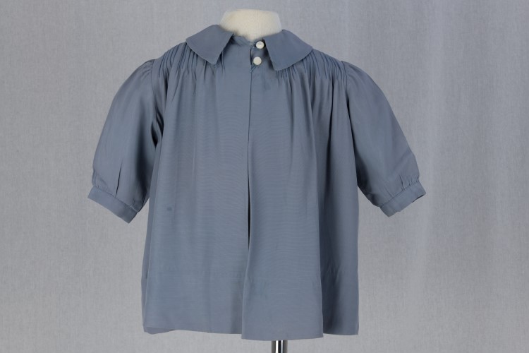 Infant�s Coat: 1 Front