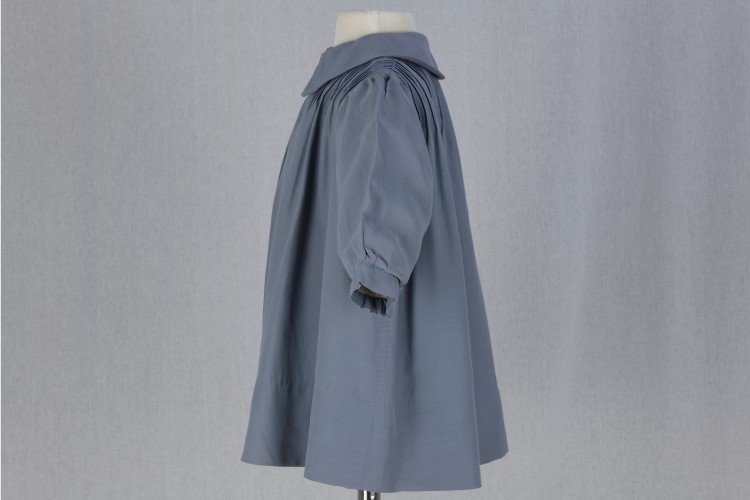 Infant�s Coat: 3 Side