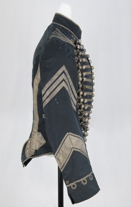 Militia Sargent's Coat: Side