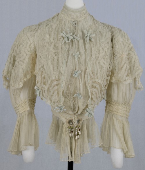 Lace Bodice: Front