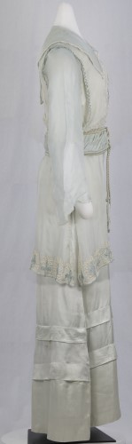Tunic Dress: Side