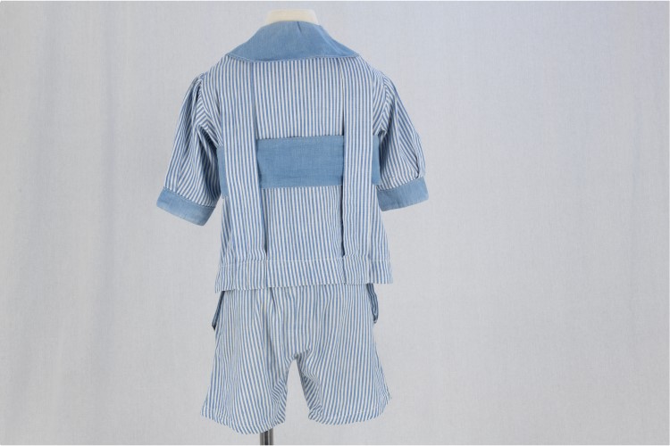 Boy's Suit: Back