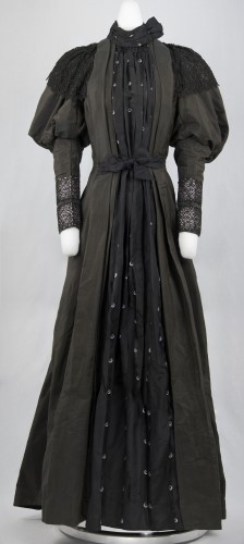 Tea Gown: Front